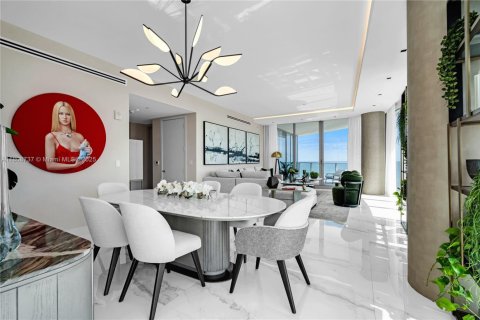 Condominio en venta en Sunny Isles Beach, Florida, 4 dormitorios, 297.66 m2 № 1865193 - foto 10