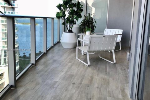 Снять в аренду кондоминиум в Майами, Флорида 1 спальня, 69.03м2, № 1949694 - фото 14