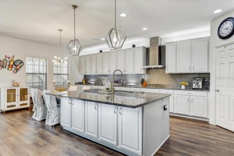 Casa en venta en Riverview, Florida, 5 dormitorios, 335.01 m2 № 1514790 - foto 8