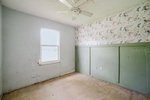 House in Palm Bay, Florida 3 bedrooms, 98.1 sq.m. № 1784726 - photo 12