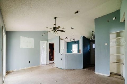 House in Palm Bay, Florida 3 bedrooms, 98.1 sq.m. № 1784726 - photo 6