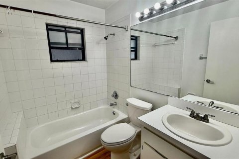 Casa en alquiler en Orlando, Florida, 3 dormitorios, 104.52 m2 № 1899020 - foto 12