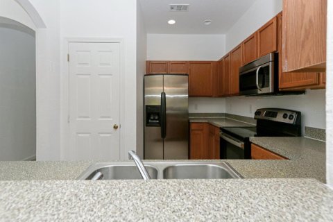 Touwnhouse à louer à Kissimmee, Floride: 3 chambres, 181.81 m2 № 2413791 - photo 8