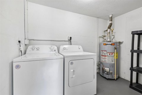 Villa ou maison à vendre à Altamonte Springs, Floride: 3 chambres, 91.79 m2 № 2148381 - photo 21