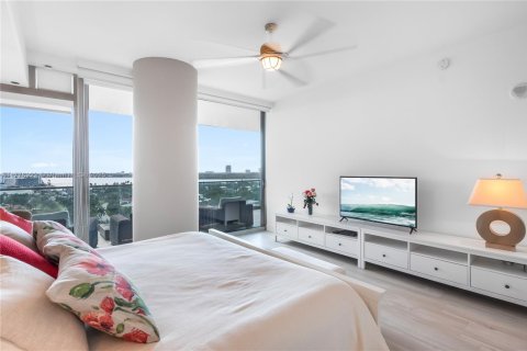 Купить кондоминиум в Бэл-Харбор, Флорида 2 спальни, 158.31м2, № 2013076 - фото 14