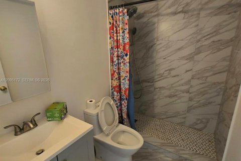 Touwnhouse à louer à Hallandale Beach, Floride: 3 chambres, 183.2 m2 № 2382944 - photo 17