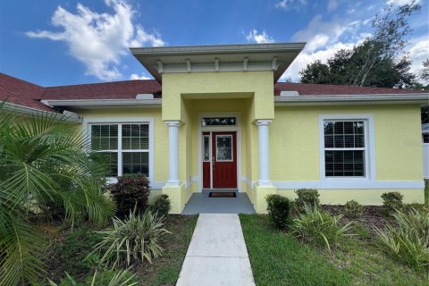 House in Palm Coast, Florida 4 bedrooms, 171.59 sq.m. № 1915156 - photo 2