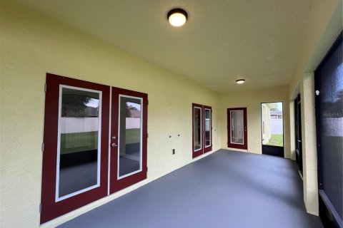 House in Palm Coast, Florida 4 bedrooms, 171.59 sq.m. № 1915156 - photo 24