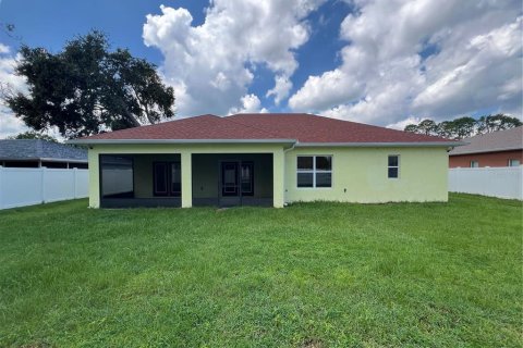 House in Palm Coast, Florida 4 bedrooms, 171.59 sq.m. № 1915156 - photo 25