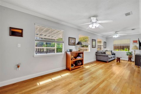 Casa en venta en Orlando, Florida, 3 dormitorios, 143.81 m2 № 1904630 - foto 14