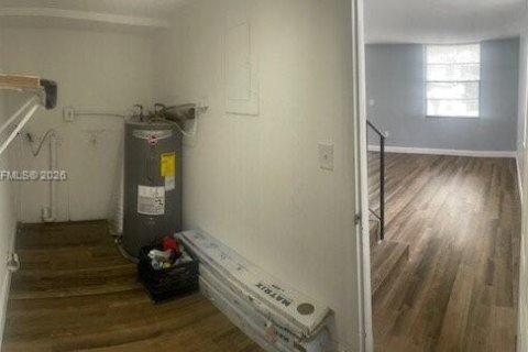 Condominio en alquiler en Lauderhill, Florida, 3 dormitorios, 116.03 m2 № 2010774 - foto 5