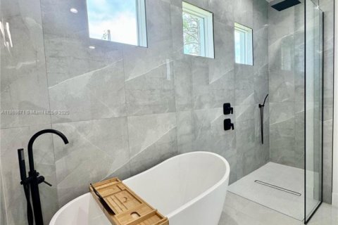 Villa ou maison à vendre à Port Charlotte, Floride: 3 chambres, 173.91 m2 № 1980169 - photo 13