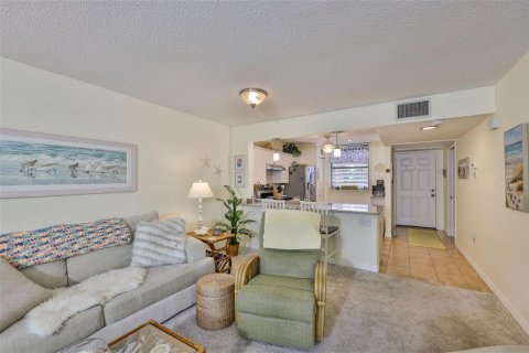 Condo in Bradenton, Florida, 2 bedrooms  № 1805387 - photo 20