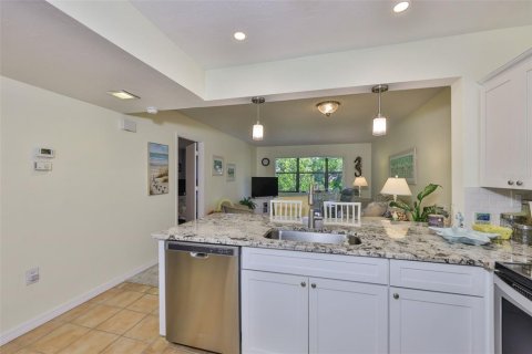 Condo in Bradenton, Florida, 2 bedrooms  № 1805387 - photo 14