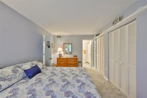 Condo in Bradenton, Florida, 2 bedrooms  № 1805387 - photo 11