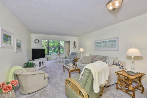Condo in Bradenton, Florida, 2 bedrooms  № 1805387 - photo 15