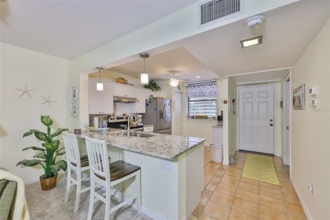 Condo in Bradenton, Florida, 2 bedrooms  № 1805387 - photo 21