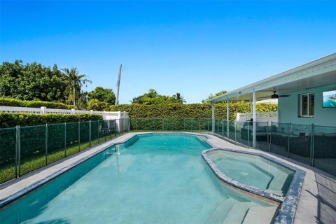 Villa ou maison à vendre à Miami Springs, Floride: 4 chambres, 203.36 m2 № 1979324 - photo 12