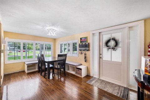 Villa ou maison à vendre à Miami Springs, Floride: 4 chambres, 203.36 m2 № 1979324 - photo 17