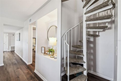 Copropriété à vendre à New Port Richey, Floride: 3 chambres, 156.08 m2 № 2235815 - photo 28