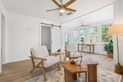 Villa ou maison à vendre à Bradenton, Floride: 2 chambres, 67.73 m2 № 1906536 - photo 5