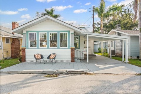 Villa ou maison à vendre à Bradenton, Floride: 2 chambres, 67.73 m2 № 1906536 - photo 1