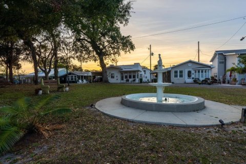 Villa ou maison à vendre à Bradenton, Floride: 2 chambres, 67.73 m2 № 1906536 - photo 23