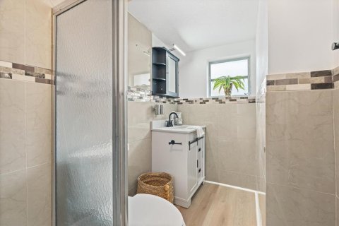 Villa ou maison à vendre à Bradenton, Floride: 2 chambres, 67.73 m2 № 1906536 - photo 13