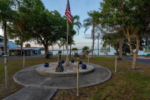 Villa ou maison à vendre à Bradenton, Floride: 2 chambres, 67.73 m2 № 1906536 - photo 21