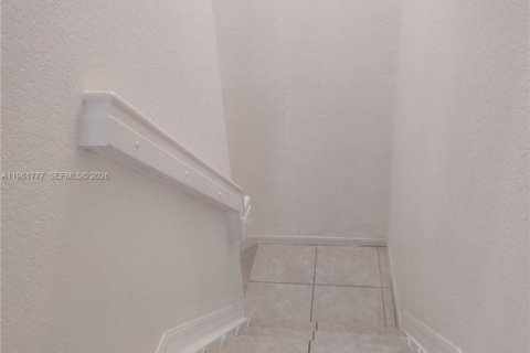 Adosado en alquiler en Pembroke Park, Florida, 3 dormitorios, 125.88 m2 № 2024528 - foto 4