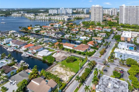Land in North Miami Beach, Florida № 1890387 - photo 23