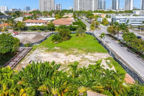 Land in North Miami Beach, Florida № 1890387 - photo 30