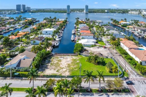 Land in North Miami Beach, Florida № 1890387 - photo 3
