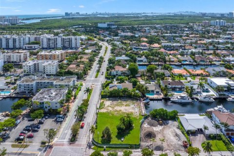 Land in North Miami Beach, Florida № 1890387 - photo 18