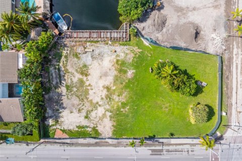 Land in North Miami Beach, Florida № 1890387 - photo 25