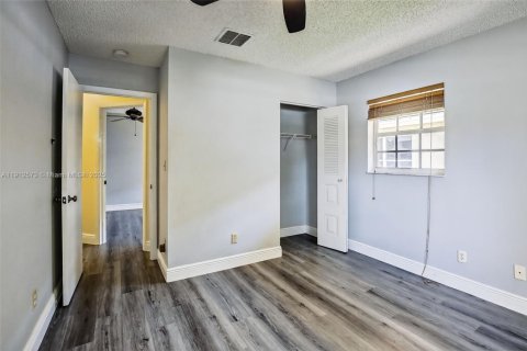 Casa en venta en Davie, Florida, 3 dormitorios, 128.39 m2 № 1969094 - foto 27