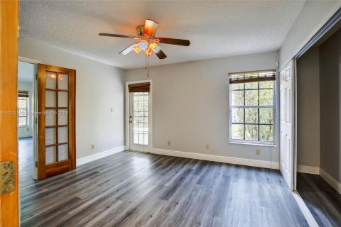 Casa en venta en Davie, Florida, 3 dormitorios, 128.39 m2 № 1969094 - foto 21