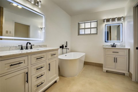 Casa en venta en Davie, Florida, 3 dormitorios, 128.39 m2 № 1969094 - foto 22