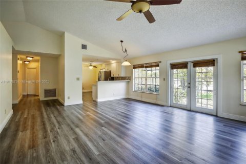 Casa en venta en Davie, Florida, 3 dormitorios, 128.39 m2 № 1969094 - foto 11