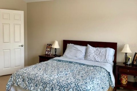 Touwnhouse à louer à Tampa, Floride: 3 chambres, 162.58 m2 № 2406514 - photo 10