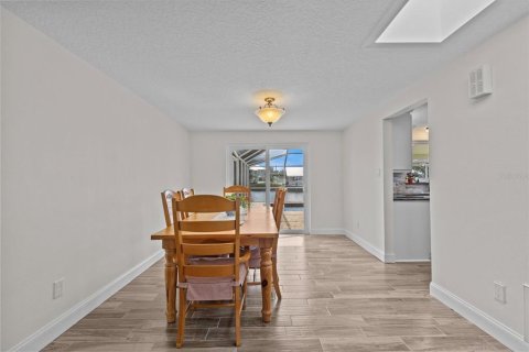 Casa en venta en Hernando Beach, Florida, 3 dormitorios, 183.95 m2 № 1545423 - foto 16