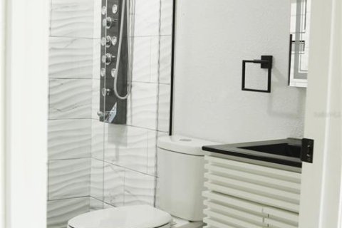 Condo in Tampa, Florida, 4 bedrooms  № 1548521 - photo 6