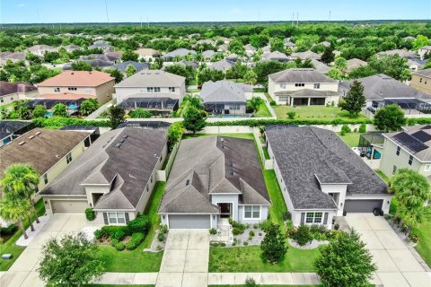 House in Fish Hawk, Florida 3 bedrooms, 190.91 sq.m. № 1844273 - photo 5