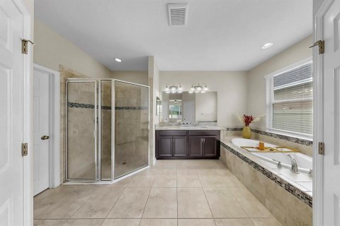 House in Fish Hawk, Florida 3 bedrooms, 190.91 sq.m. № 1844273 - photo 30