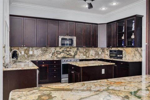 Casa en venta en Oldsmar, Florida, 4 dormitorios, 347.92 m2 № 1858023 - foto 13