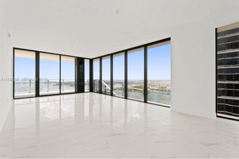 Copropriété à louer à Miami, Floride: 4 chambres № 1999814 - photo 11