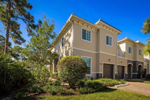 Townhouse in Hobe Sound, Florida 4 bedrooms, 176.89 sq.m. № 2369919