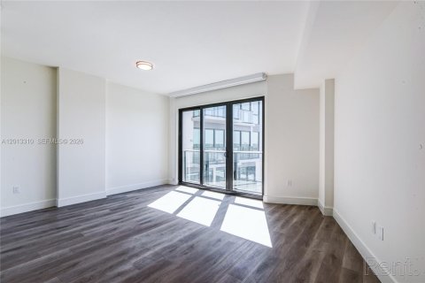 Apartamento en alquiler en Oakland Park, Florida, 63.17 m2 № 2075586 - foto 10