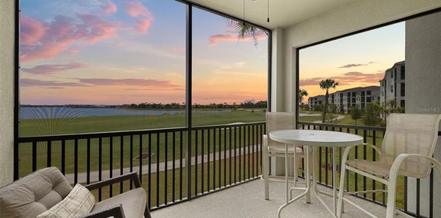 Condo in Punta Gorda, Florida, 2 bedrooms  № 1680549