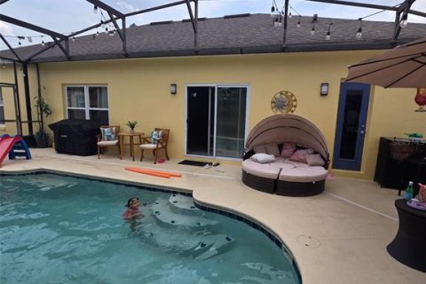 Casa en venta en Kissimmee, Florida, 4 dormitorios, 174.1 m2 № 1919114 - foto 10